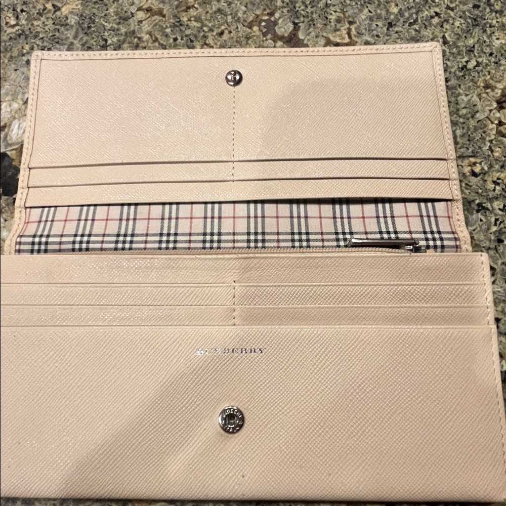Vintage Burberry Saffiano Leather Continental Long Bifold Wallet - Picture 3 of 14